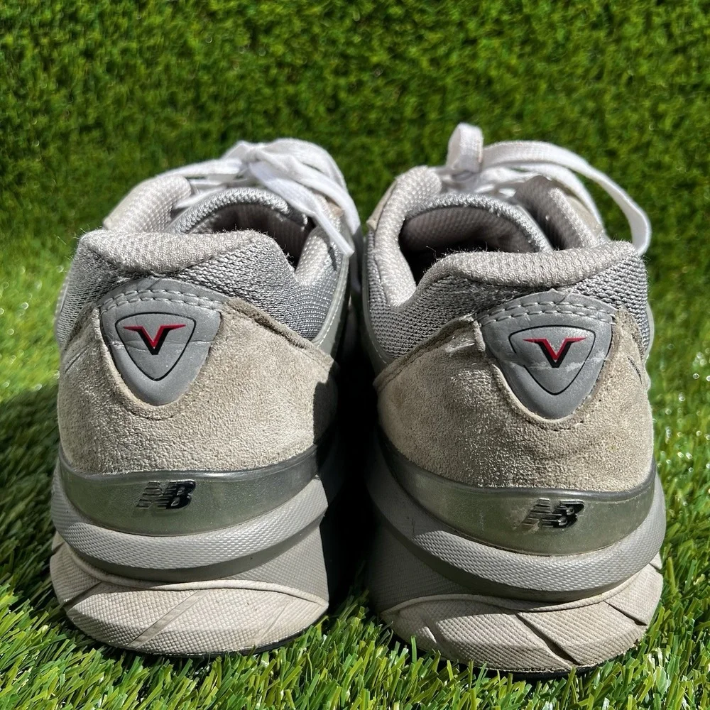 New Balance 990v5 Shoes Men Size 11.5 Grey Made in USA M990GL5 Suede Mesh